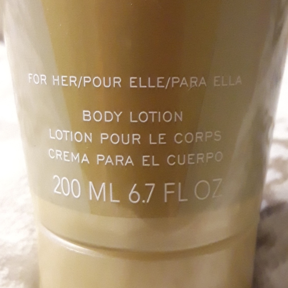 AVON ATTRACTION BODY LOTION FOR HER - Picture 4 of 5